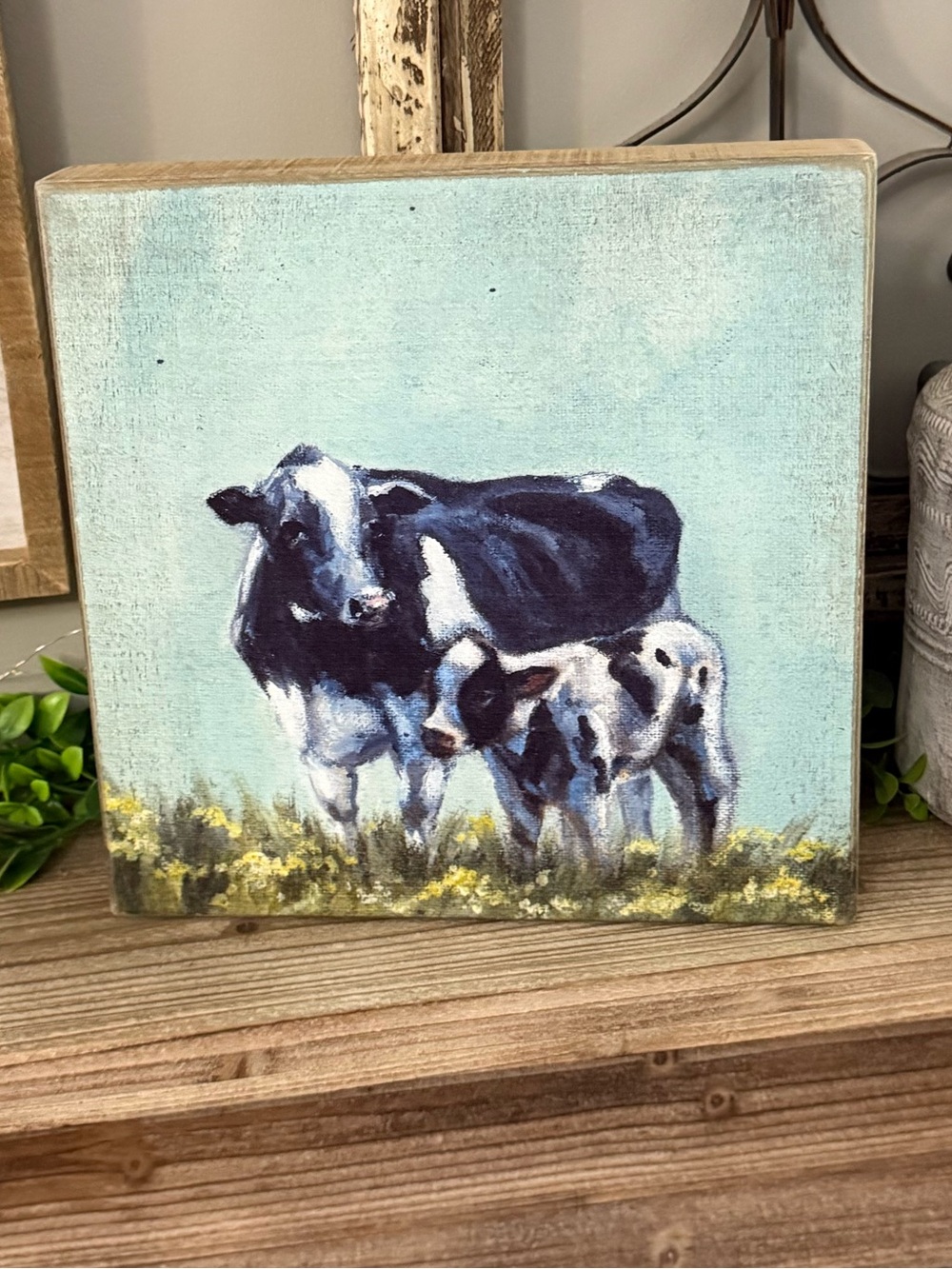 Primitives by Kathy White Logo on Brown Wood-Grain Backing with Labels - Picture 2 of 5